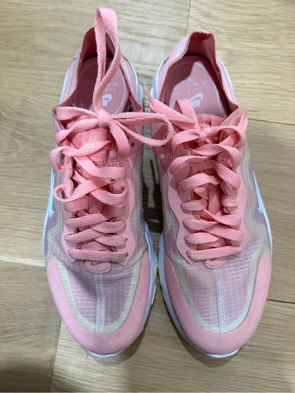 Nike Renew Lucent Pink Running Shoes Sneakers Women’s Size 10 EU 41